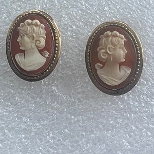Gold and Cream Oval Cameo Earrings
